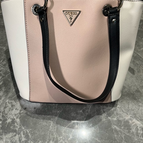 Guess Handbag Womens Medium Pink Logo Zip Satchel Purse Double Handles - Picture 2 of 5